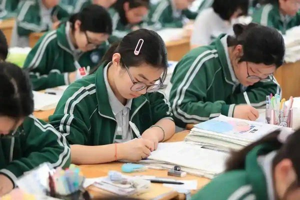 启远网 湖北师范教育三强：华师领航全国，湖师扎根地方，二师创新应用